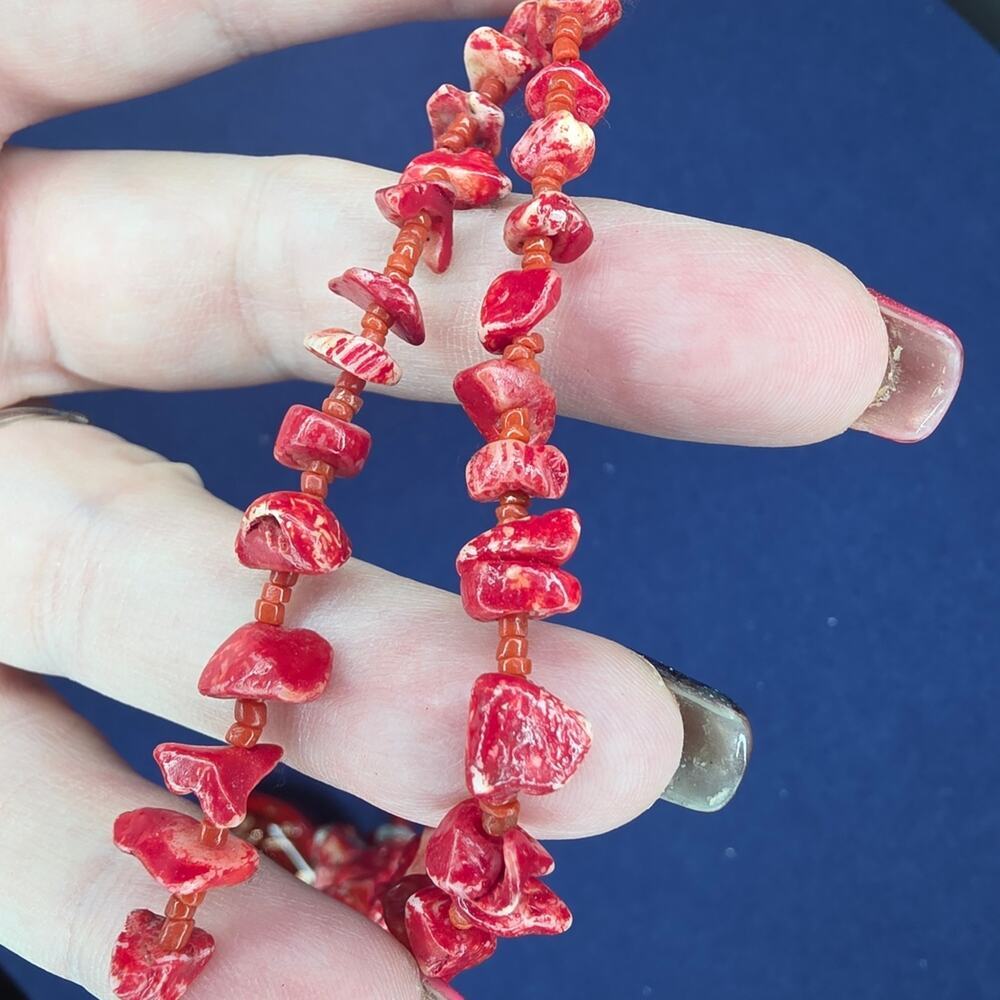 Vintage Red Blown Glass Pendant Stone Beaded Necklace Gold Tone 506 - Picture 8 of 11
